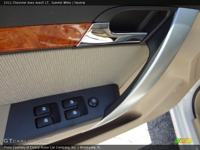 Summit White / Neutral 2011 Chevrolet Aveo Aveo5 LT