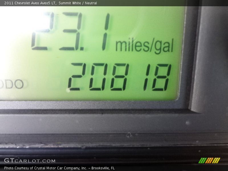 Summit White / Neutral 2011 Chevrolet Aveo Aveo5 LT