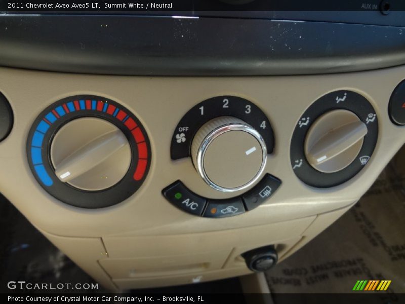 Summit White / Neutral 2011 Chevrolet Aveo Aveo5 LT