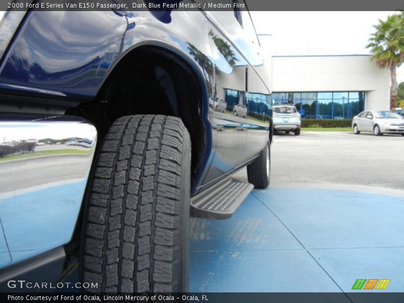 Dark Blue Pearl Metallic / Medium Flint 2008 Ford E Series Van E150 Passenger