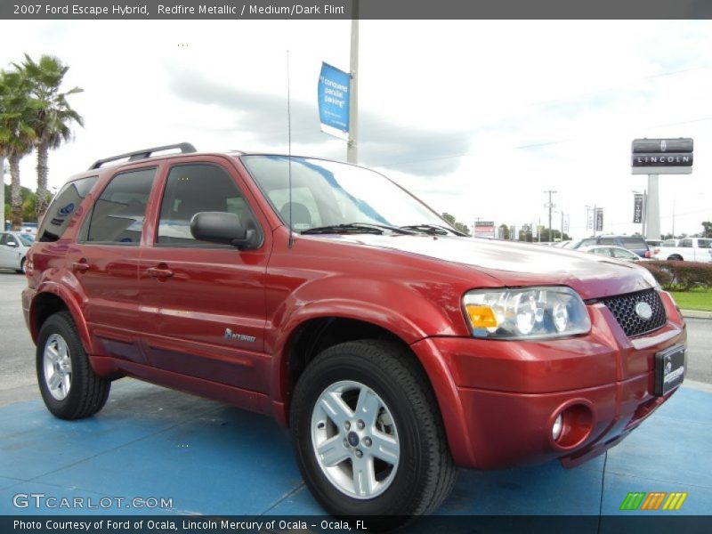 Front 3/4 View of 2007 Escape Hybrid