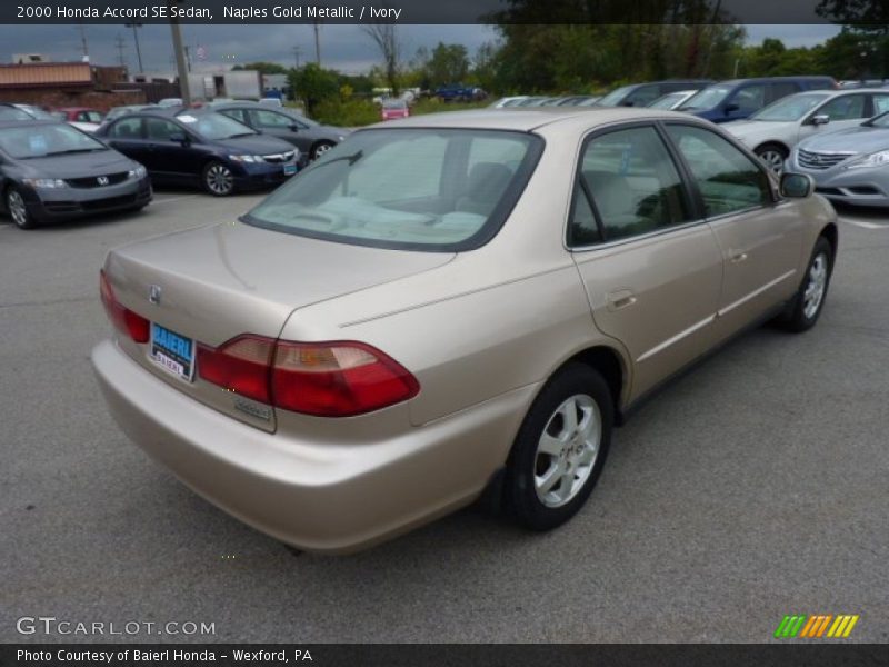 Naples Gold Metallic / Ivory 2000 Honda Accord SE Sedan