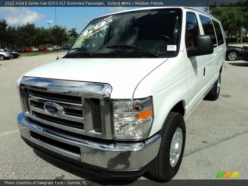 Oxford White / Medium Pebble 2012 Ford E Series Van E350 XLT Extended Passenger