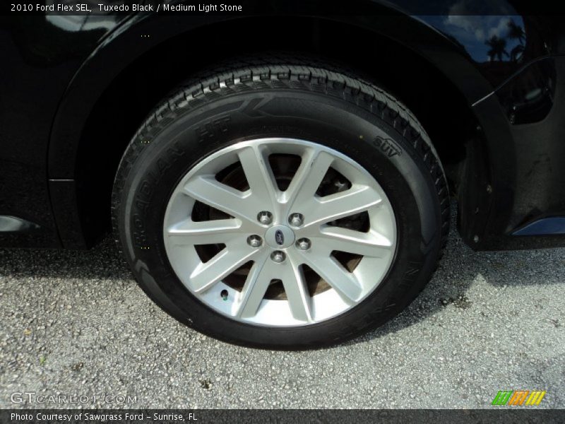 Tuxedo Black / Medium Light Stone 2010 Ford Flex SEL