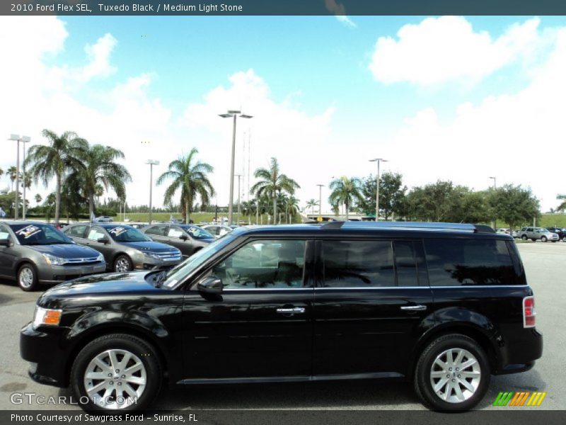 Tuxedo Black / Medium Light Stone 2010 Ford Flex SEL