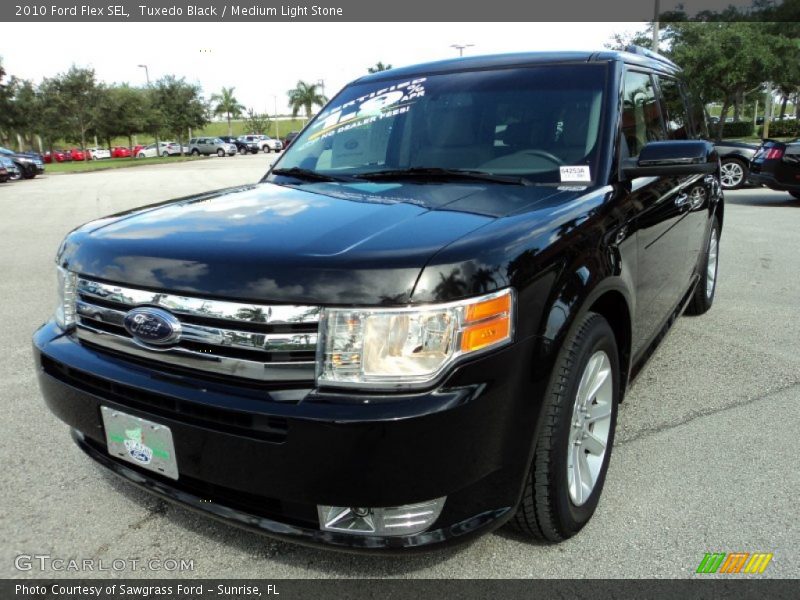 Tuxedo Black / Medium Light Stone 2010 Ford Flex SEL