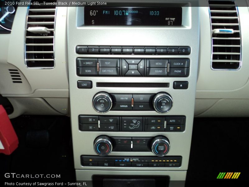 Tuxedo Black / Medium Light Stone 2010 Ford Flex SEL