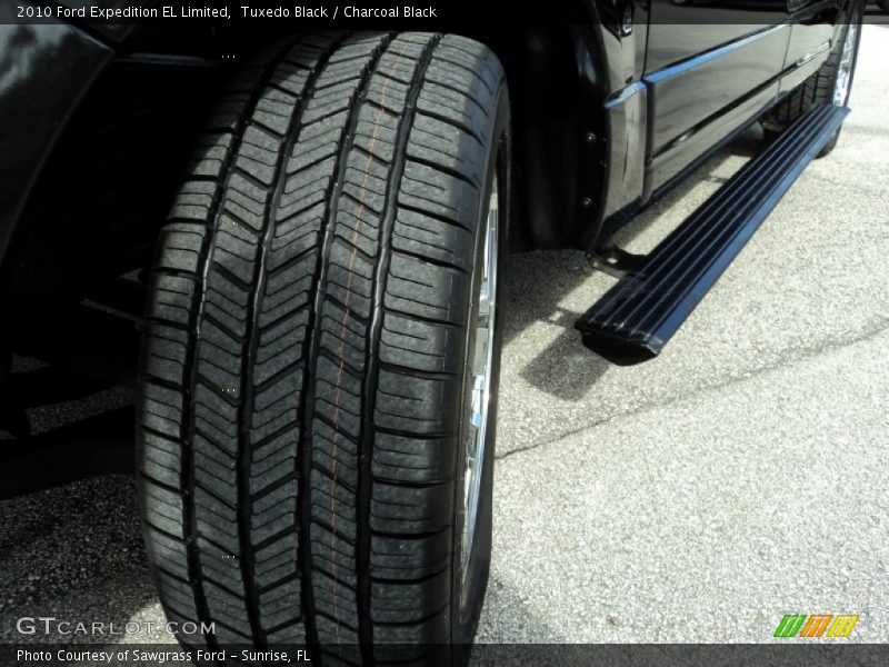 Tuxedo Black / Charcoal Black 2010 Ford Expedition EL Limited