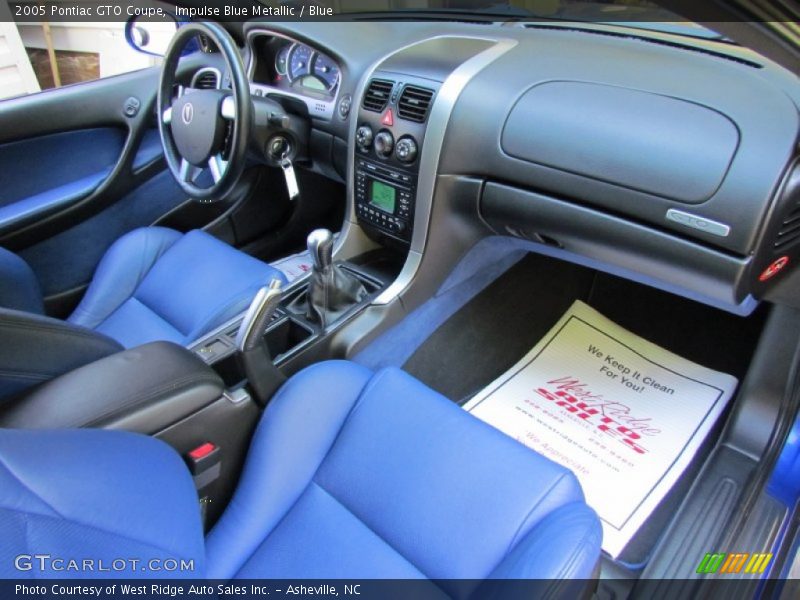 Blue Interior - 2005 GTO Coupe 
