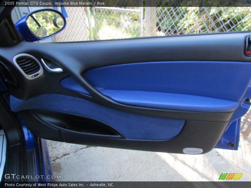 Door Panel of 2005 GTO Coupe