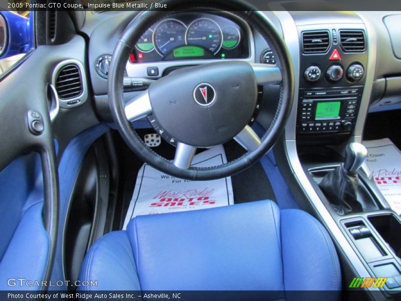  2005 GTO Coupe Blue Interior