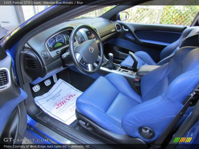  2005 GTO Coupe Blue Interior