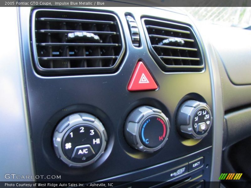 Controls of 2005 GTO Coupe