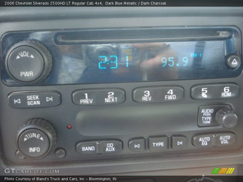 Dark Blue Metallic / Dark Charcoal 2006 Chevrolet Silverado 2500HD LT Regular Cab 4x4