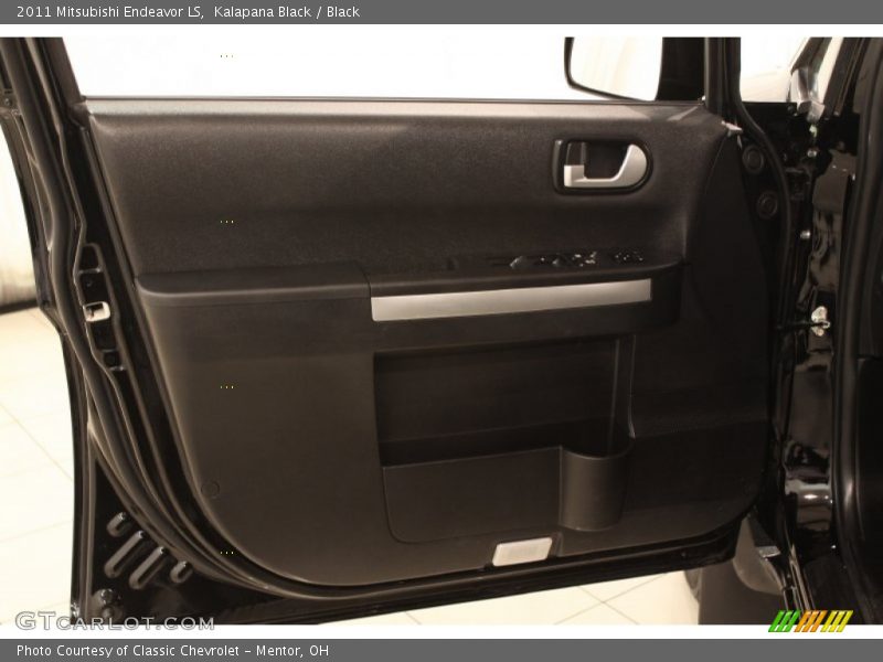 Kalapana Black / Black 2011 Mitsubishi Endeavor LS
