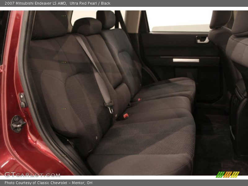 Ultra Red Pearl / Black 2007 Mitsubishi Endeavor LS AWD