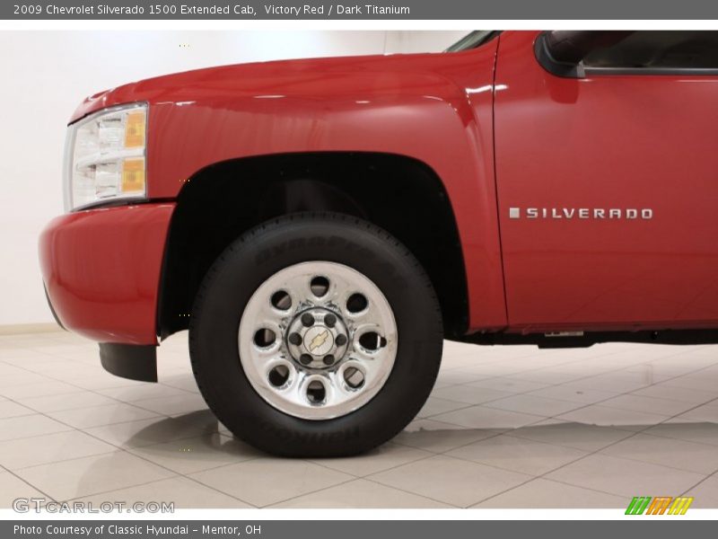 Victory Red / Dark Titanium 2009 Chevrolet Silverado 1500 Extended Cab