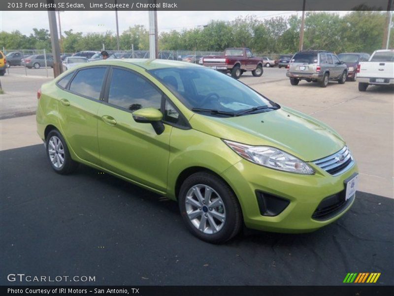 Lime Squeeze / Charcoal Black 2013 Ford Fiesta SE Sedan