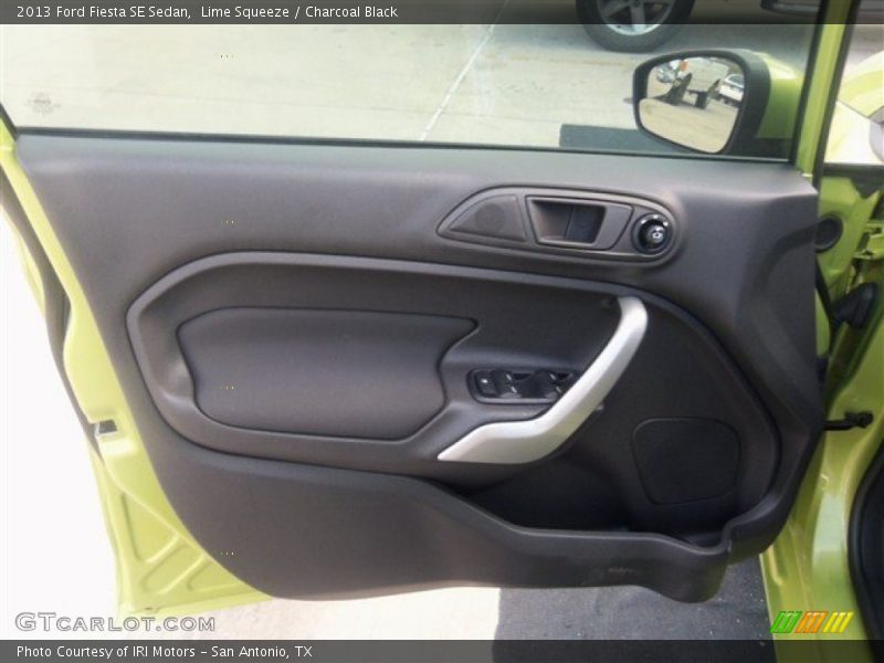 Lime Squeeze / Charcoal Black 2013 Ford Fiesta SE Sedan