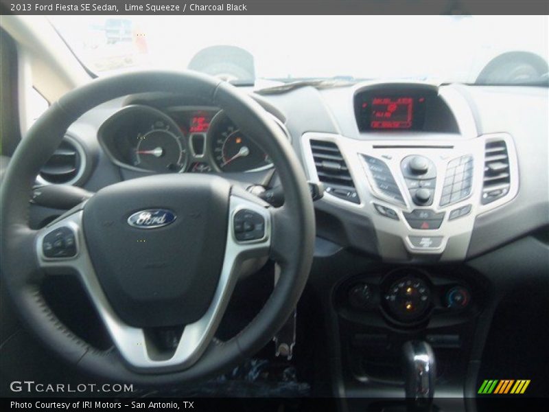 Lime Squeeze / Charcoal Black 2013 Ford Fiesta SE Sedan