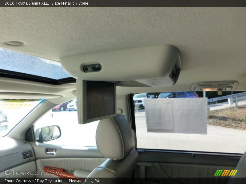 Slate Metallic / Stone 2010 Toyota Sienna XLE