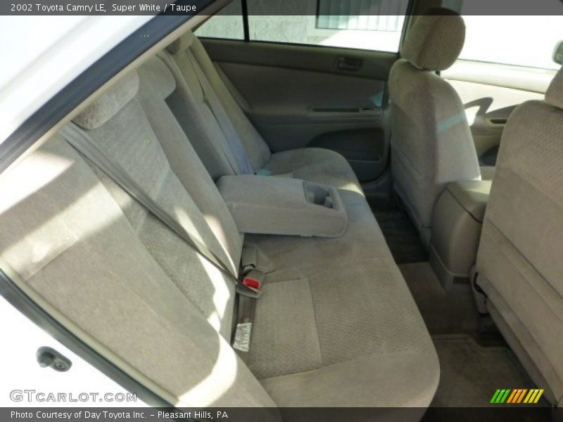 Super White / Taupe 2002 Toyota Camry LE