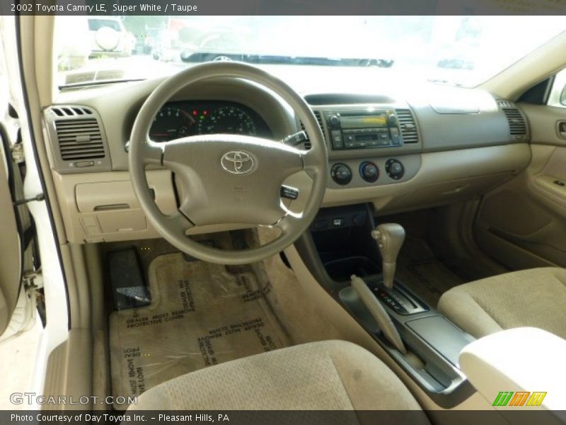 Super White / Taupe 2002 Toyota Camry LE