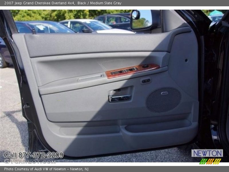 Black / Medium Slate Gray 2007 Jeep Grand Cherokee Overland 4x4