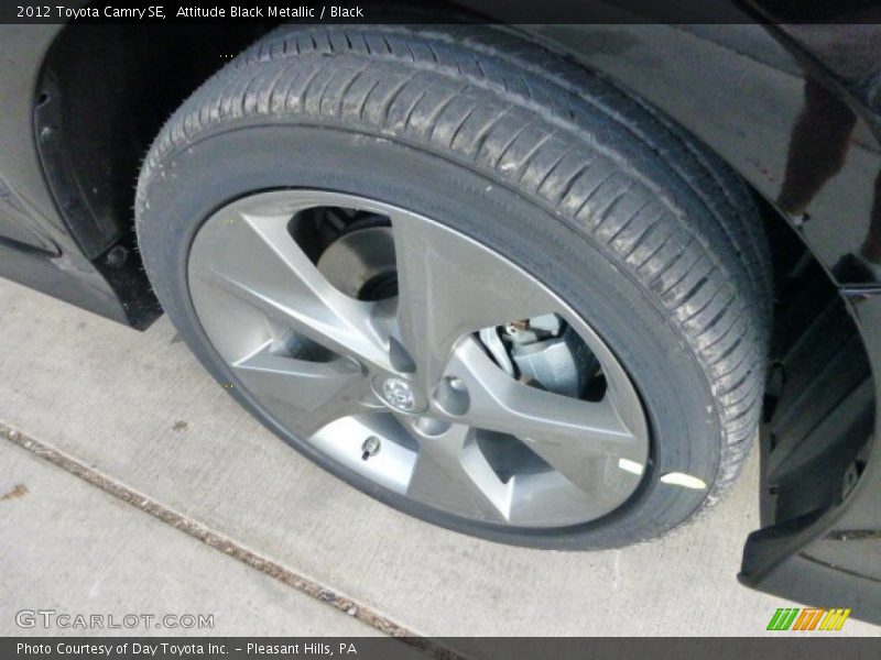 Attitude Black Metallic / Black 2012 Toyota Camry SE