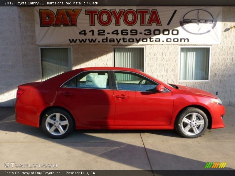 Barcelona Red Metallic / Black 2012 Toyota Camry SE
