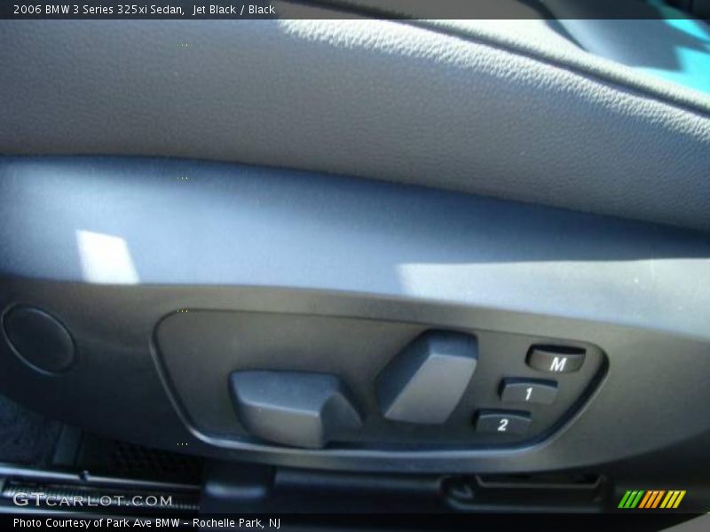 Jet Black / Black 2006 BMW 3 Series 325xi Sedan