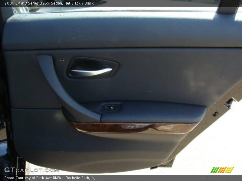 Jet Black / Black 2006 BMW 3 Series 325xi Sedan