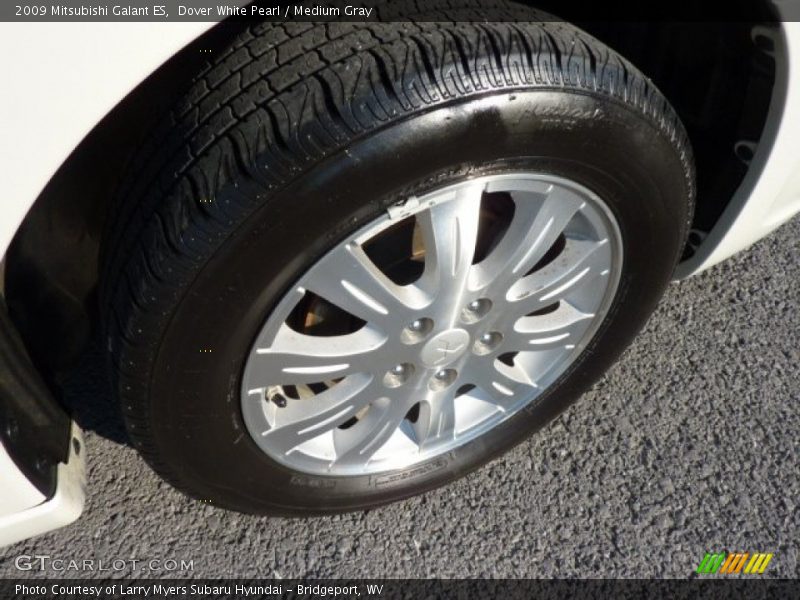 Dover White Pearl / Medium Gray 2009 Mitsubishi Galant ES