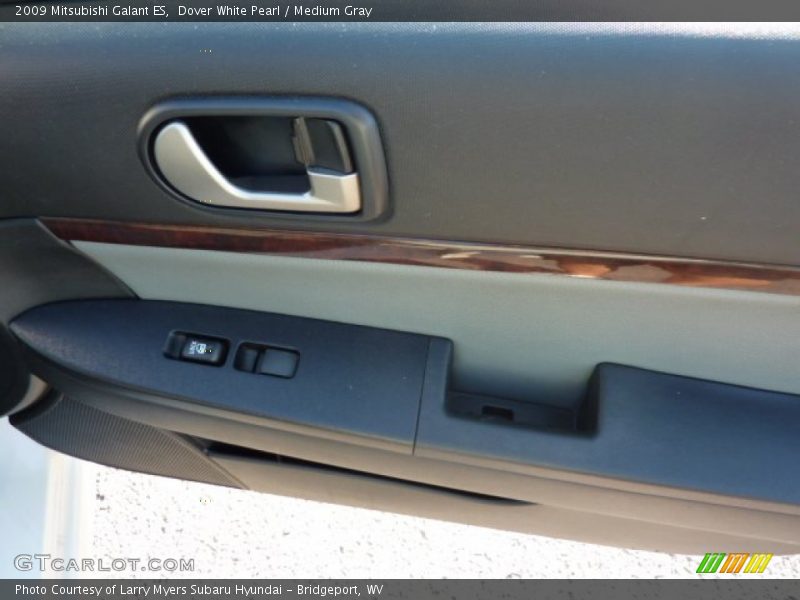 Dover White Pearl / Medium Gray 2009 Mitsubishi Galant ES