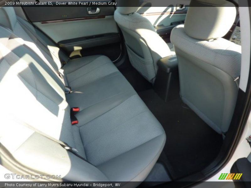 Dover White Pearl / Medium Gray 2009 Mitsubishi Galant ES