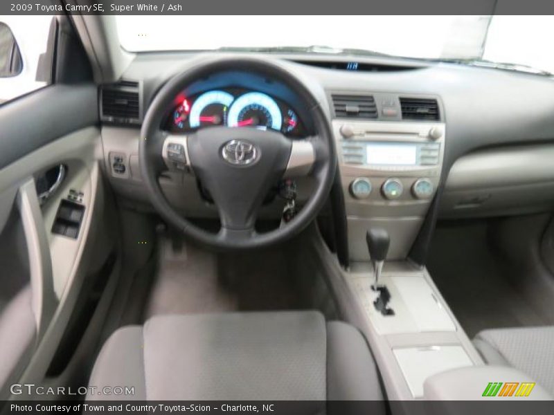 Super White / Ash 2009 Toyota Camry SE