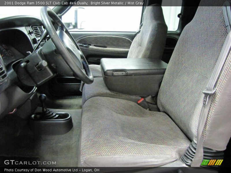 Bright Silver Metallic / Mist Gray 2001 Dodge Ram 3500 SLT Club Cab 4x4 Dually