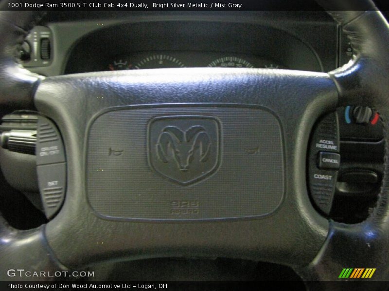 Bright Silver Metallic / Mist Gray 2001 Dodge Ram 3500 SLT Club Cab 4x4 Dually