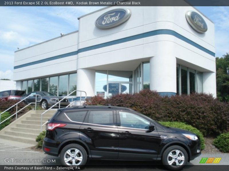 Kodiak Brown Metallic / Charcoal Black 2013 Ford Escape SE 2.0L EcoBoost 4WD