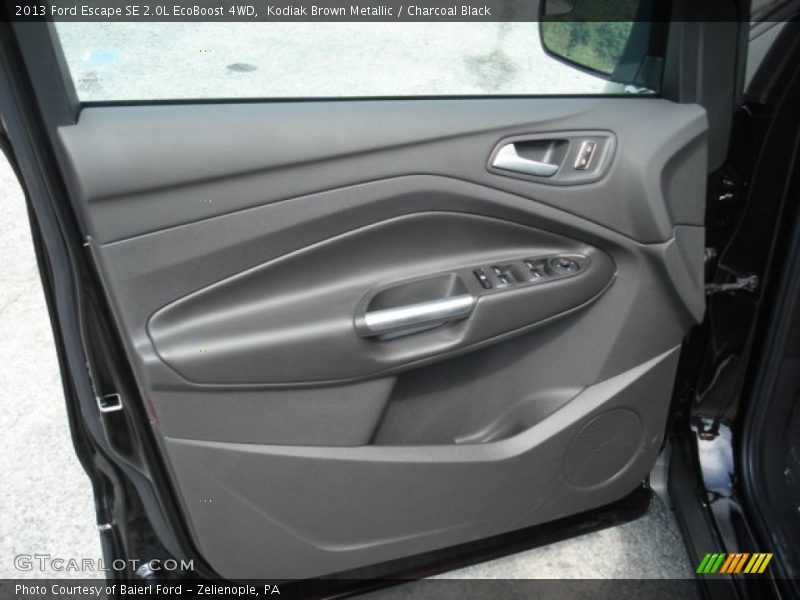 Kodiak Brown Metallic / Charcoal Black 2013 Ford Escape SE 2.0L EcoBoost 4WD