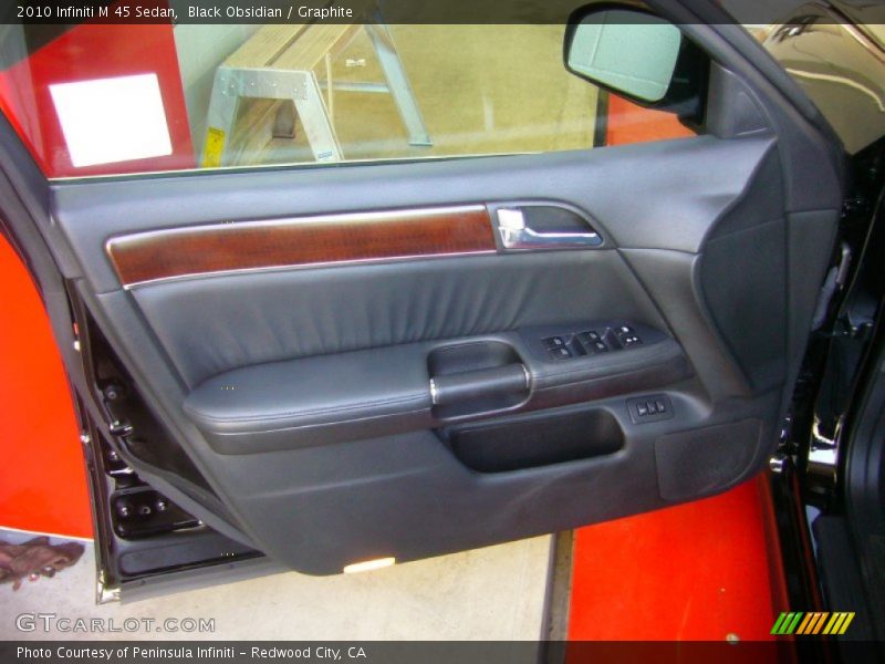 Door Panel of 2010 M 45 Sedan