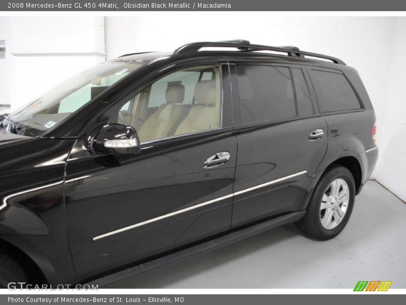Obsidian Black Metallic / Macadamia 2008 Mercedes-Benz GL 450 4Matic