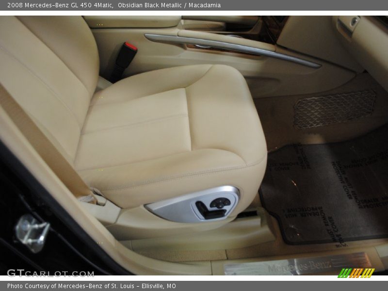 Obsidian Black Metallic / Macadamia 2008 Mercedes-Benz GL 450 4Matic
