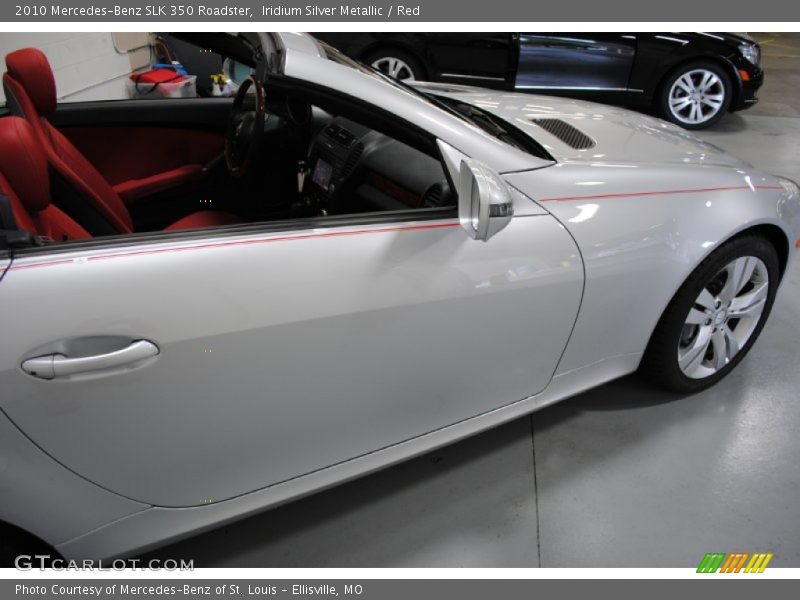 Iridium Silver Metallic / Red 2010 Mercedes-Benz SLK 350 Roadster