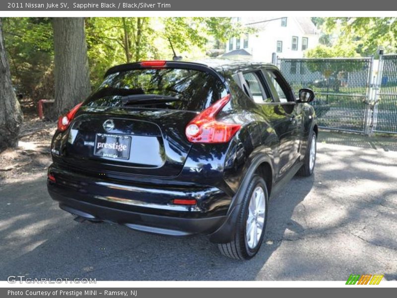 Sapphire Black / Black/Silver Trim 2011 Nissan Juke SV