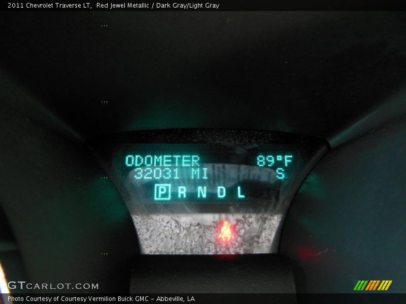 Red Jewel Metallic / Dark Gray/Light Gray 2011 Chevrolet Traverse LT