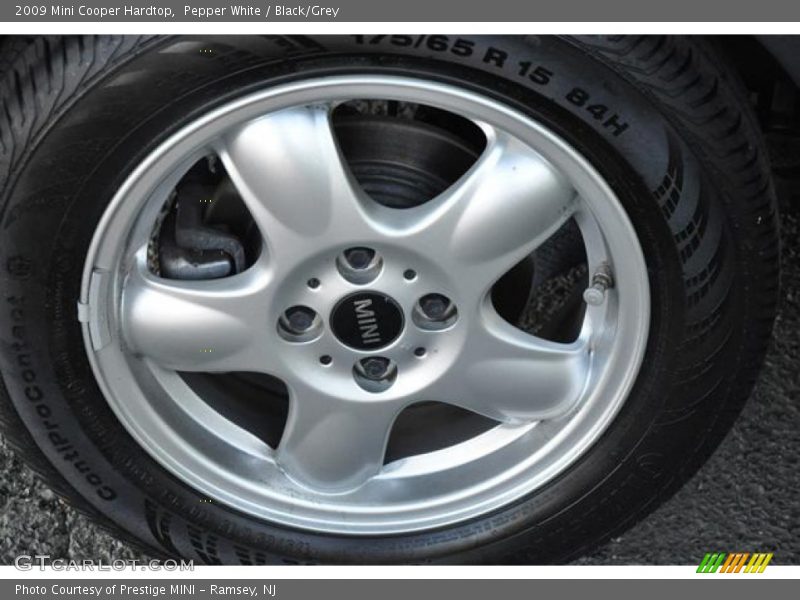 Pepper White / Black/Grey 2009 Mini Cooper Hardtop
