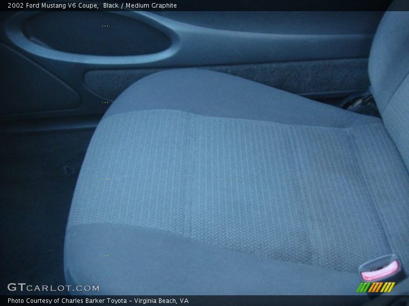 Black / Medium Graphite 2002 Ford Mustang V6 Coupe