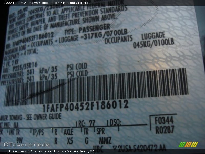 Black / Medium Graphite 2002 Ford Mustang V6 Coupe