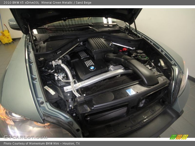  2010 X5 xDrive30i Engine - 3.0 Liter DOHC 24-Valve VVT Inline 6 Cylinder